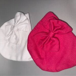 Newborn bow hats and baby mittens